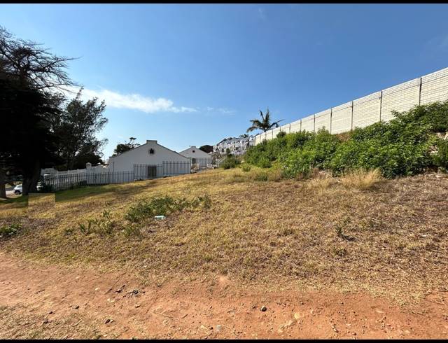 906M² VACANT LAND FOR SALE IN WAVECREST